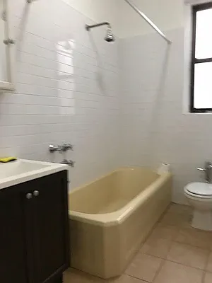 Rented by Kew Forest Realty Inc | media 11