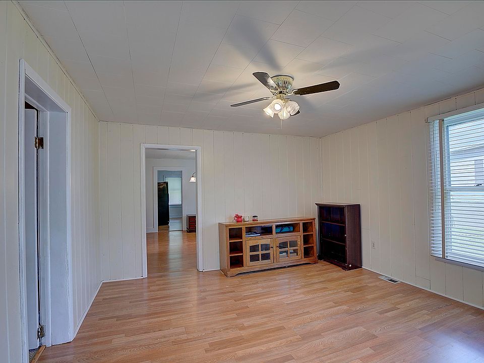 140 Cotter Ave, Somerset, KY 42501 Zillow