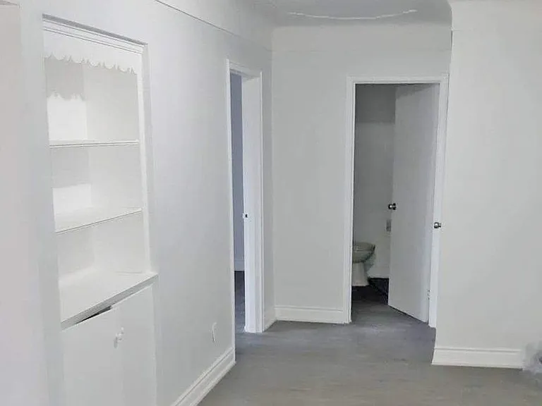7 Osler Ct #305 — Photo 8