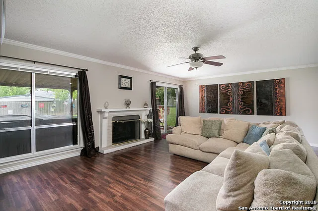 3 bed, 1368 sqft, $1,750 — Photo 4