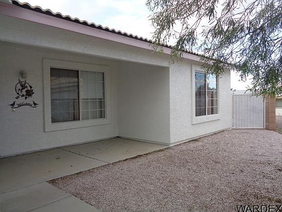 3rd image of 4491 S Bernard Cir