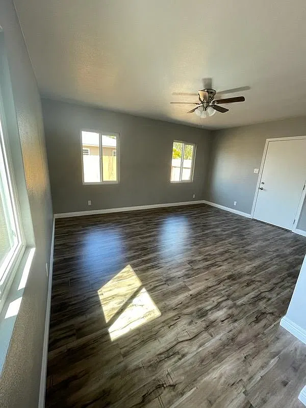 3 bed, 1182 sqft, $2,350 — Photo 4