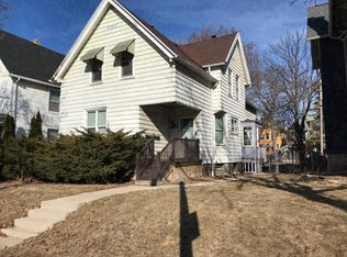 2038 N Cambridge Ave #1, Milwaukee, WI 53202