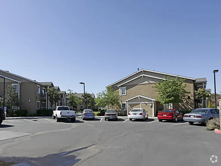 Second Street Apartments — Photo 20