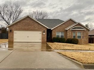 623 N Copernicus Pl, Fayetteville, AR 72704