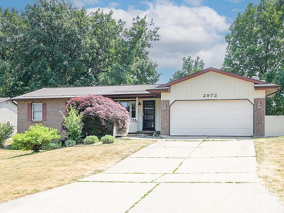 3rd image of 2972 Wausaukee Dr NE