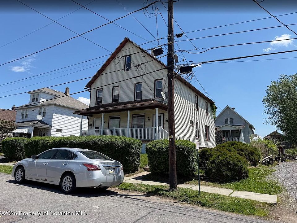 1st image of 425-427 15th Ave