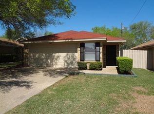 1010 Chapel View Dr, Woodway, TX 76712