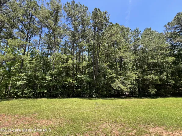 2 Stagecoach Rd, Dadeville, AL 36853