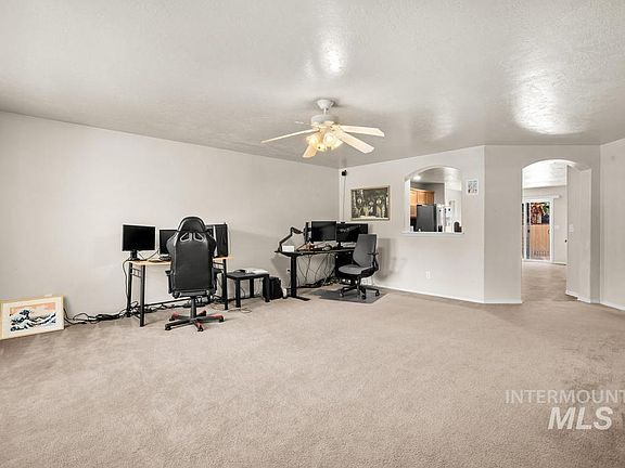 5th image of 6469 S Mistyglen Ave