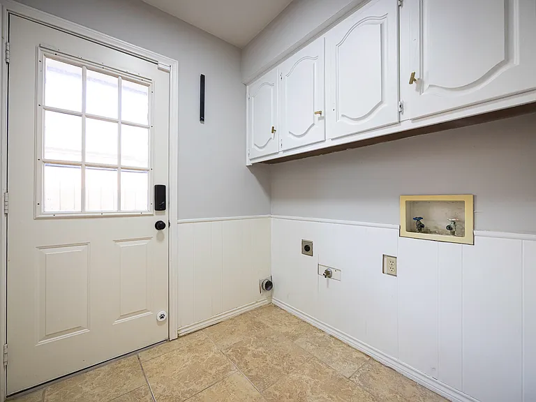 12927 Fall Manor Dr — Photo 37