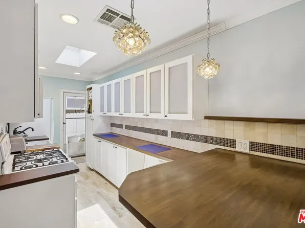 715 Ramage St, West Hollywood, CA 90069