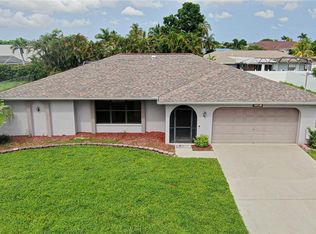 236 SE 20th Ct, Cape Coral, FL 33990