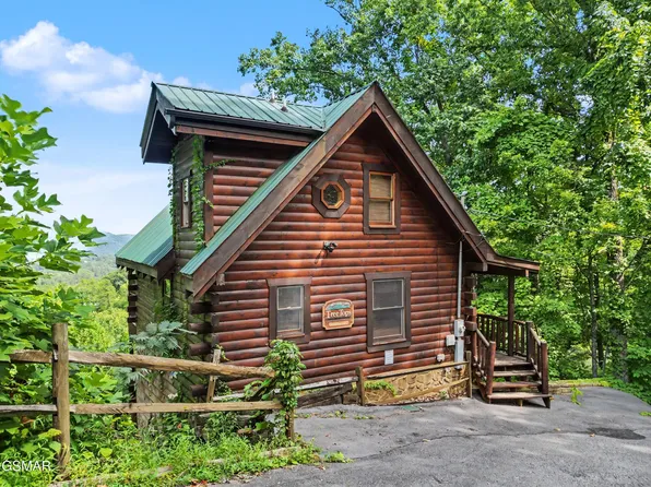 2509 Piney Dr, Sevierville, TN 37876