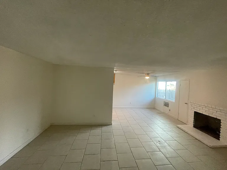 13243 Davenport St #2 — Photo 7