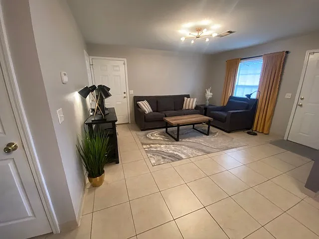 108 Anderson Rd #12