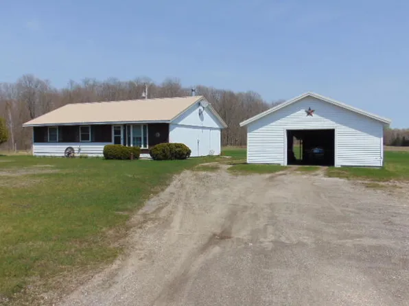 7757 N M #117, Engadine, MI 49827