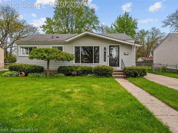 31536 Hazelwood St, Westland, MI 48186