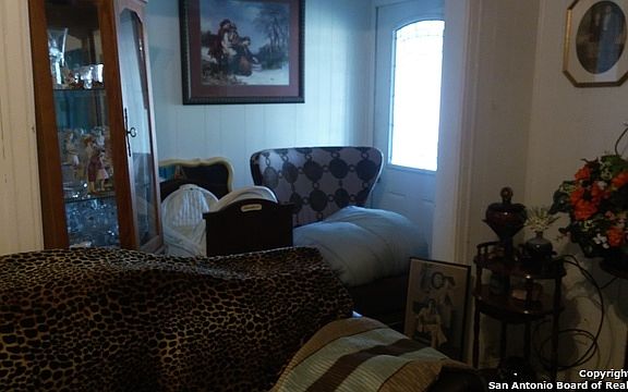 4th image of 188 W Quill Dr
