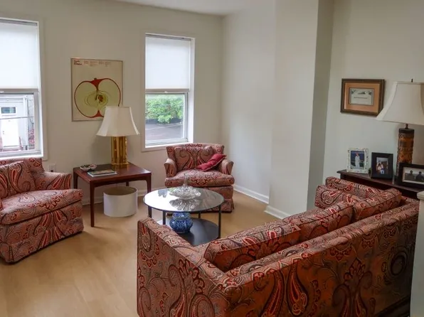 2111 Hargrove St, Baltimore, MD 21218