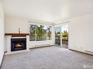6055 35th Ave SW APT 201, Seattle, WA 98126