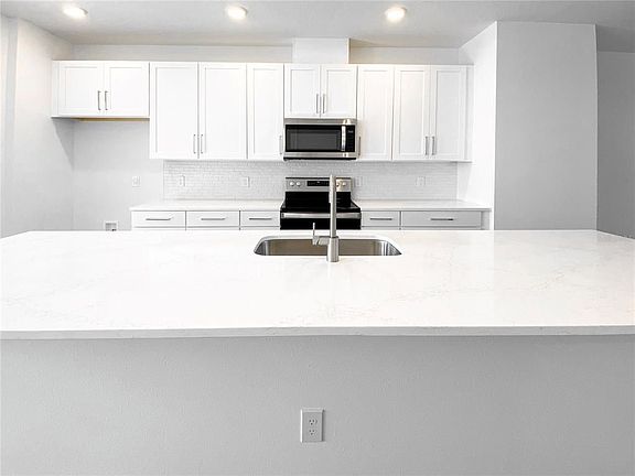 5th image of 13112 Bovet Ave