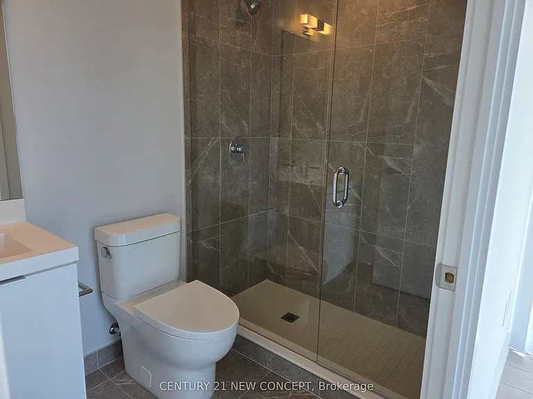 5858 Yonge St #323 — Photo 4