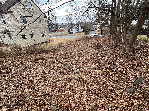 5th image of 527 Union Avenue