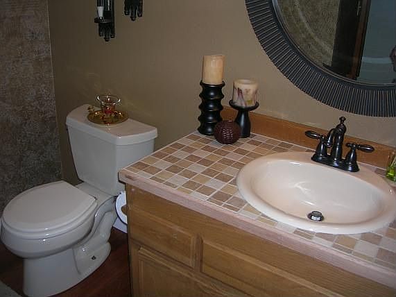 4th image of 5321 Saint Charles Dr NE