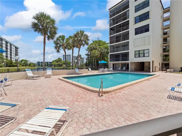 2307 Cypress Bend #109A, Pompano Beach, FL 33069