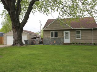 9016 Dunlap Ave, Lexington, MN 55014