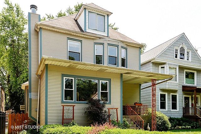 1st image of 1823 W Touhy Ave