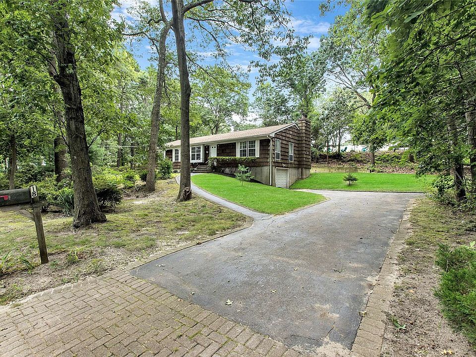 18 Holly Drive, Smithtown, NY 11787 MLS 3500559 Zillow