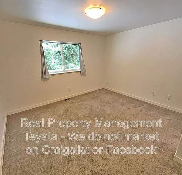 6270 Fernridge Dr — Photo 9