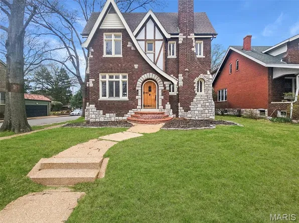 6623 Leona St, Saint Louis, MO 63116