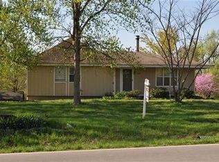 2380 W Oak St, Carthage, MO 64836