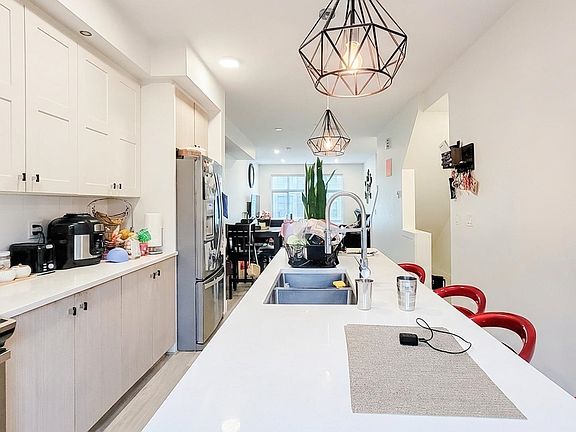 5th image of 24108 104th Ave #72