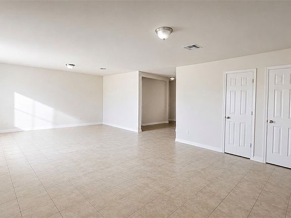5th image of 3369 N Houck Road