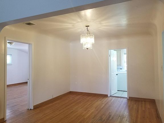 3rd image of 101 W Naomi Ave