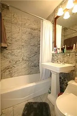 Sold by Fenwick Keats Real Estate | media 14