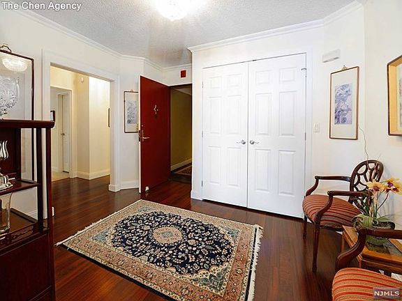 2nd image of 900 Palisade Ave APT 15L