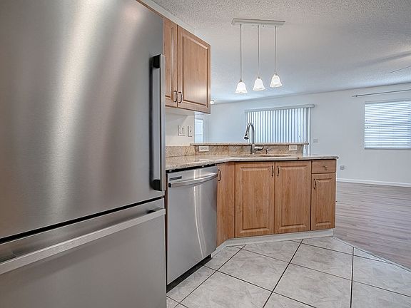 4th image of 1671 Campos Dr