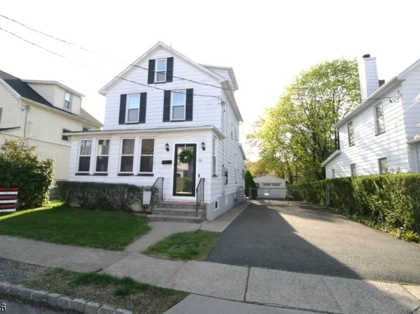 37 Beach St, Rockaway Boro, NJ 07866