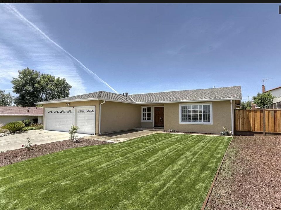1st image of 3631 Slopeview Dr