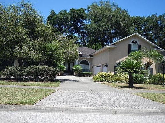 3rd image of 2225 Valrico Forest Dr