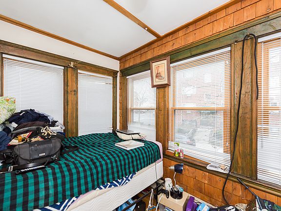 3rd image of 200 Calumet St #X