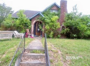 123 N Forrest Ave, Camden, TN 38320