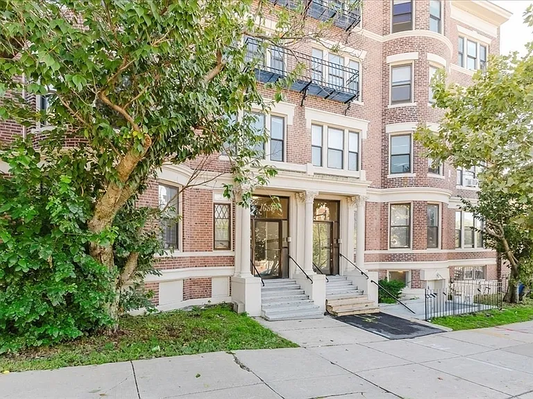 1680 Commonwealth Ave #2 — Photo 24