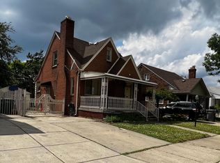 5901 Kenilworth St, Dearborn, MI 48126