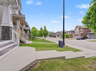 3343 Weidle Way SW, Edmonton, AB T6X 1T2